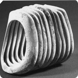 図１：弥生時代の貝製腕輪