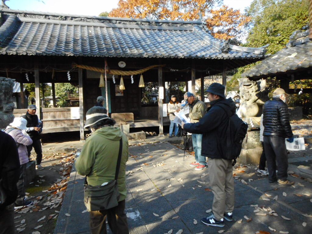 近田八幡神社で。毛利が長州に移った後その家臣が浪人して庄屋となり、上山守の當島八幡から勧請した神社で