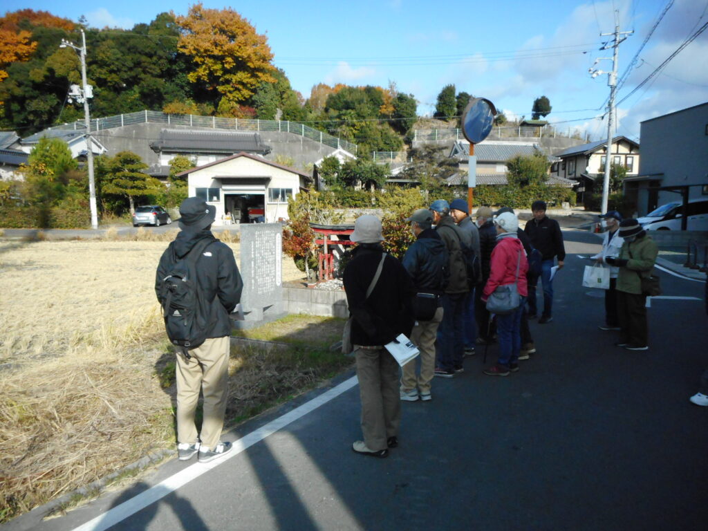 『備陽六郡志』に書かれた大蛇のいた森の跡と言われる場所。当時の情景を想像するヒントにもなります。