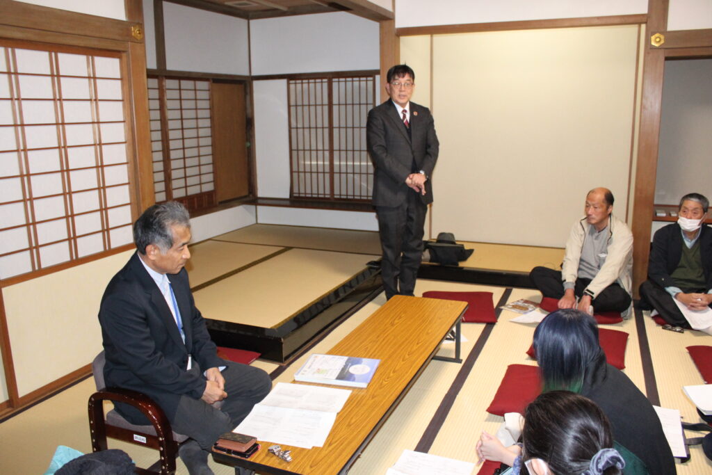 当会田口会長による講師の紹介の後。講演が始まりました。