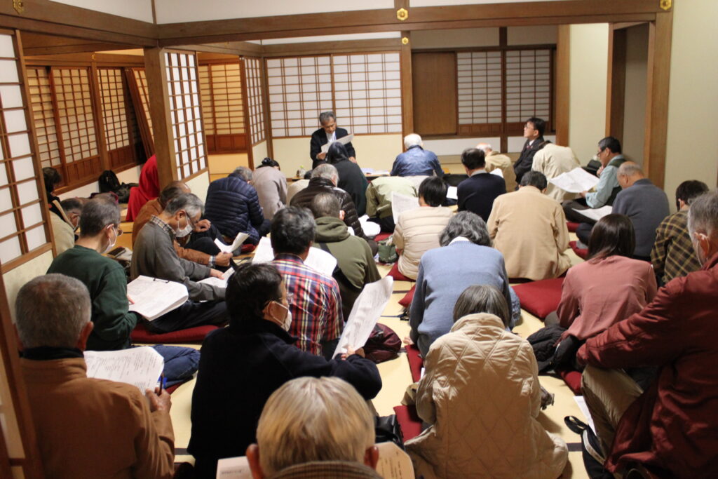 今日の会場は福山城御湯殿でしたので会場の関係上参加者は中央二間には入り切れないような状態となりました