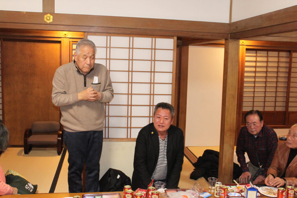 最後に原田副会長の挨拶でお開きとなりました。来年も楽しくやりましょう。