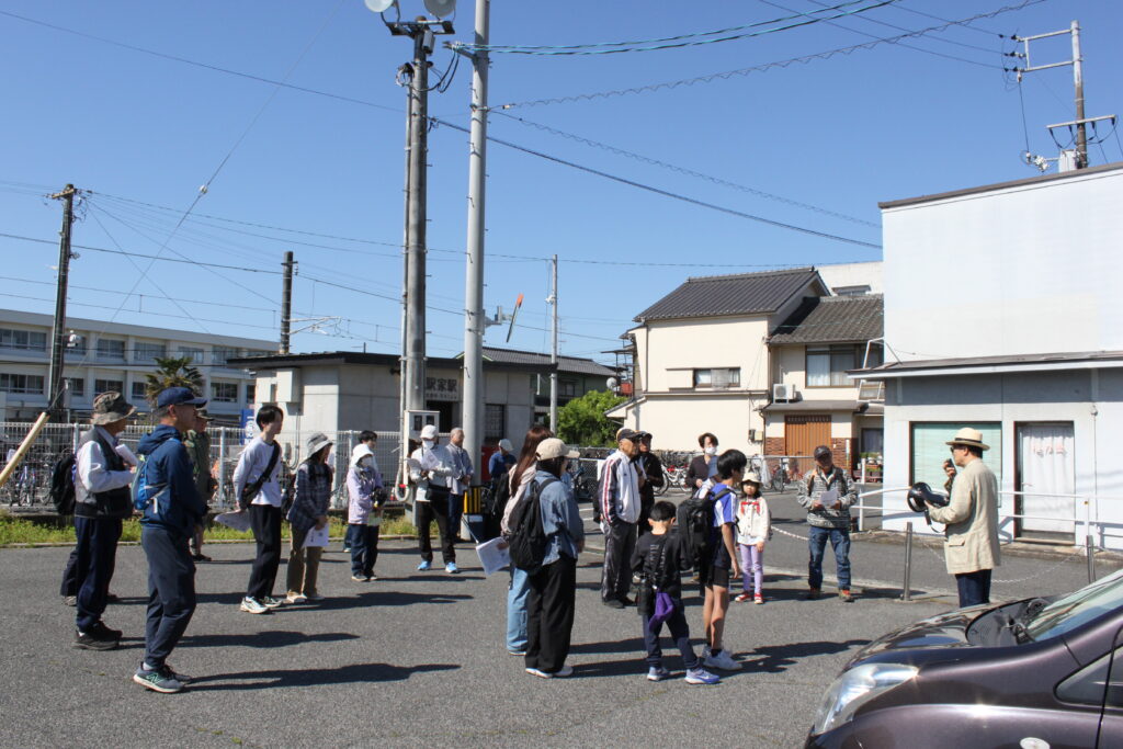 福塩線駅家駅前に集合。田口会長の挨拶で開始です。